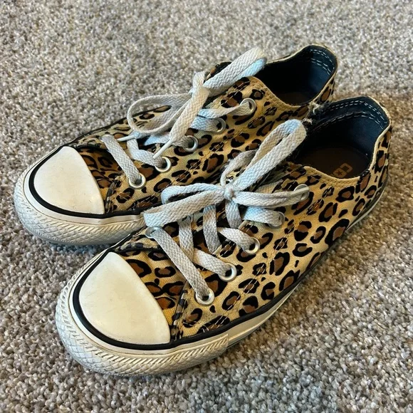 Cheetah print textured converse - Picture 2 of 11